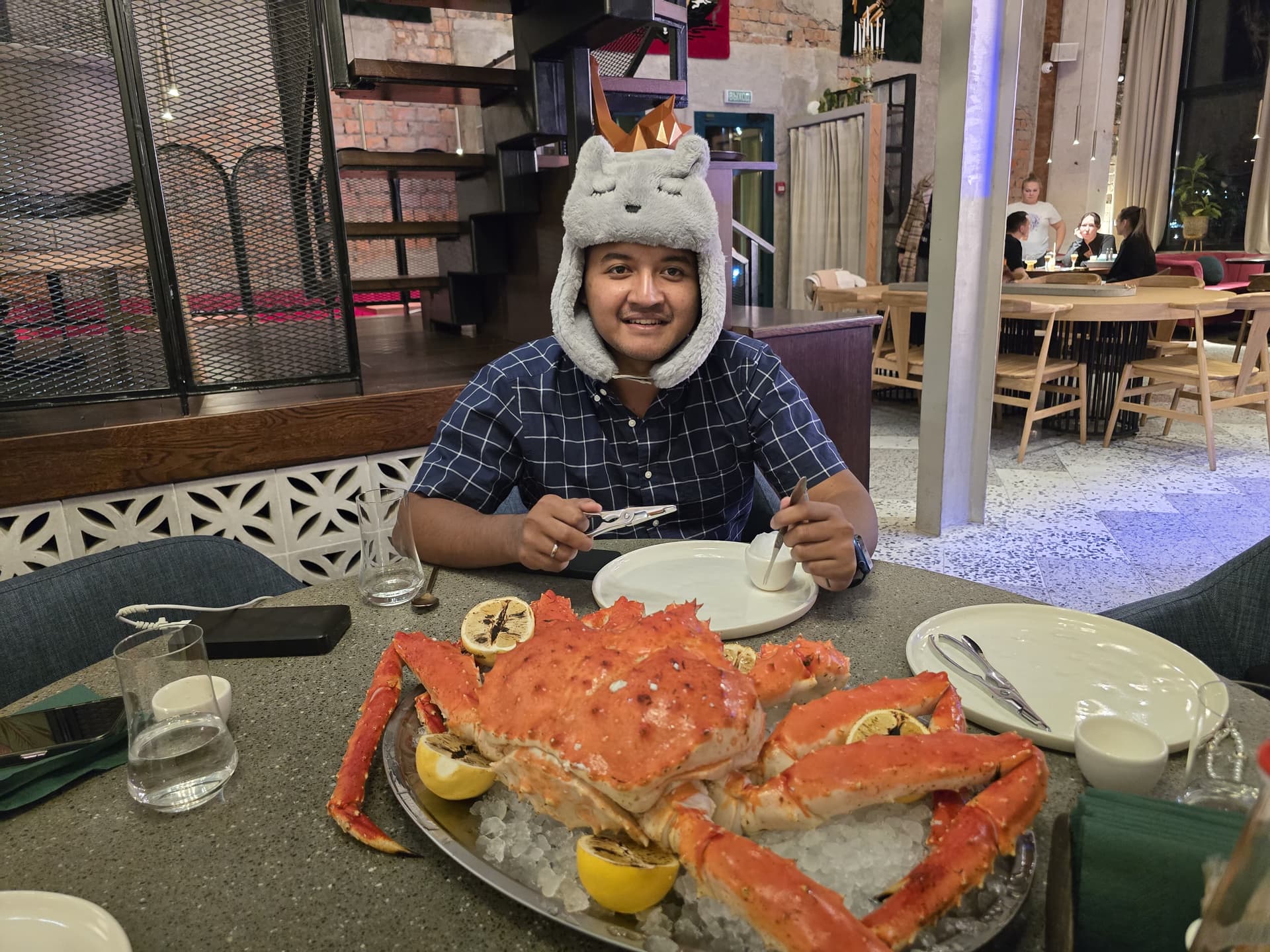 Makan Kepiting Alaska di Murmansk