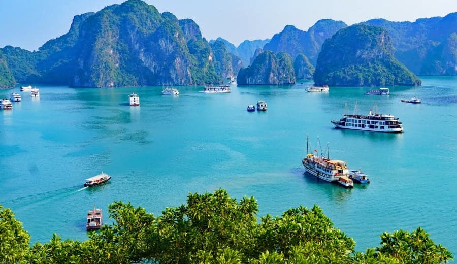 4 Hari 3 Malam Vietnam Utara dengan Pelayaran Harian Teluk Halong
