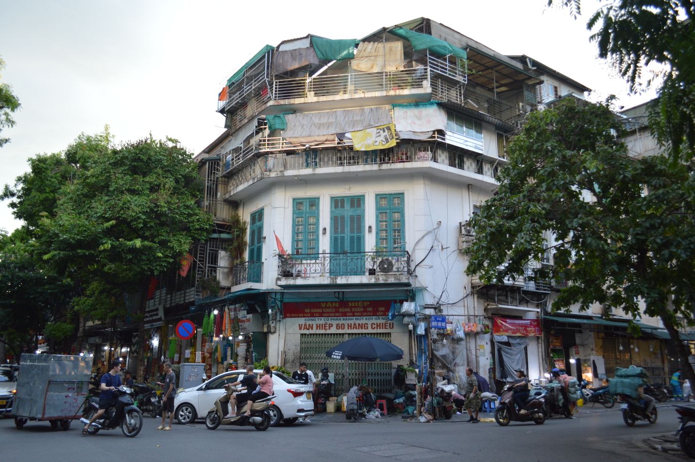 Suasana jalanan Old Quarter Hanoi
