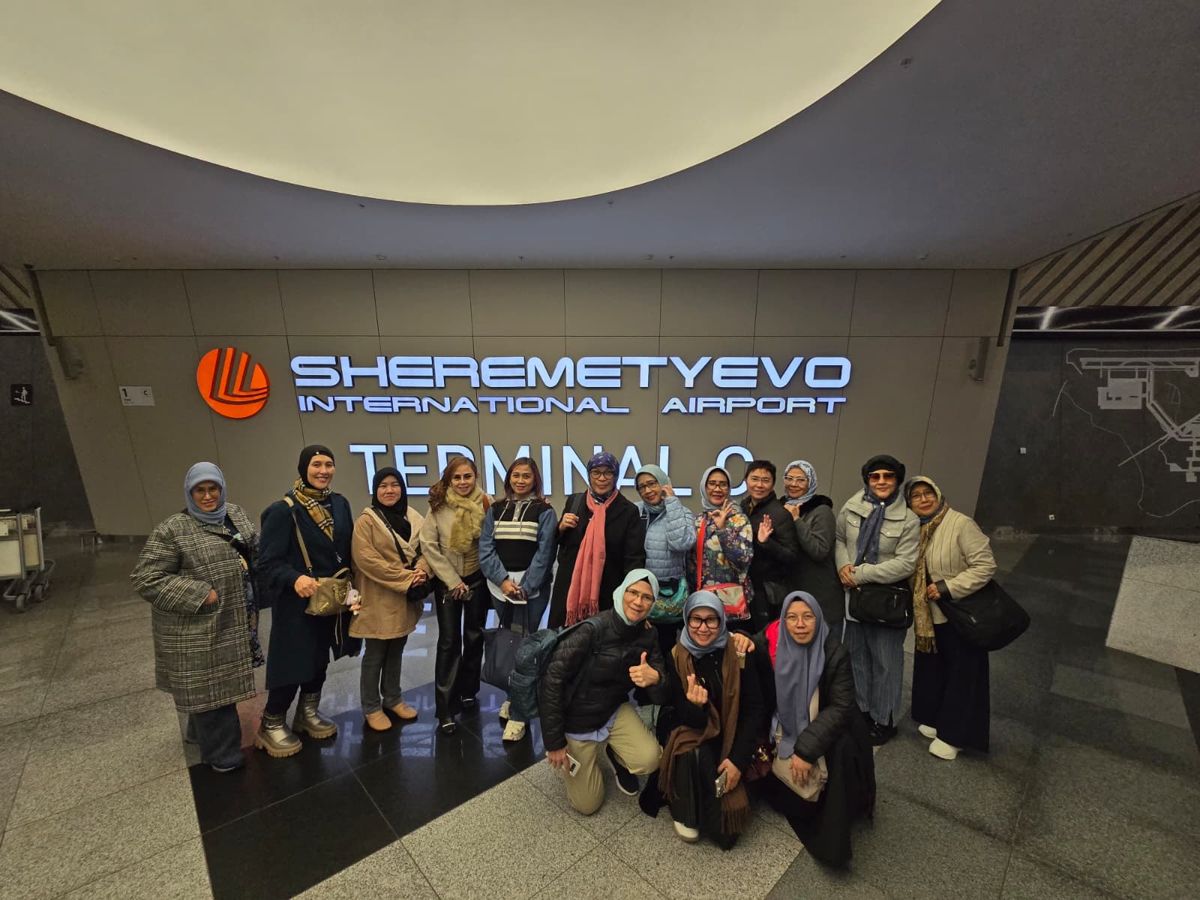 Rombongan tiba di bandara Sheremetyevo Moskow